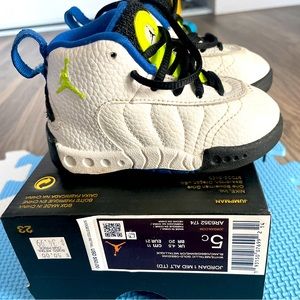 Toddler size 5 Nike Jordan’s